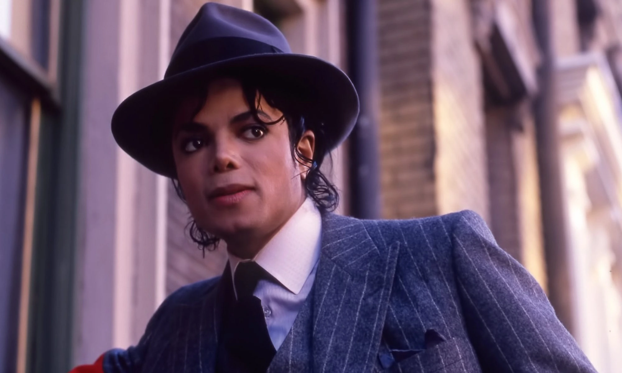 Saudade em HD: Os Melhores Aplicativos para Ouvir Músicas Antigas e Reviver Épocas de Ouro
